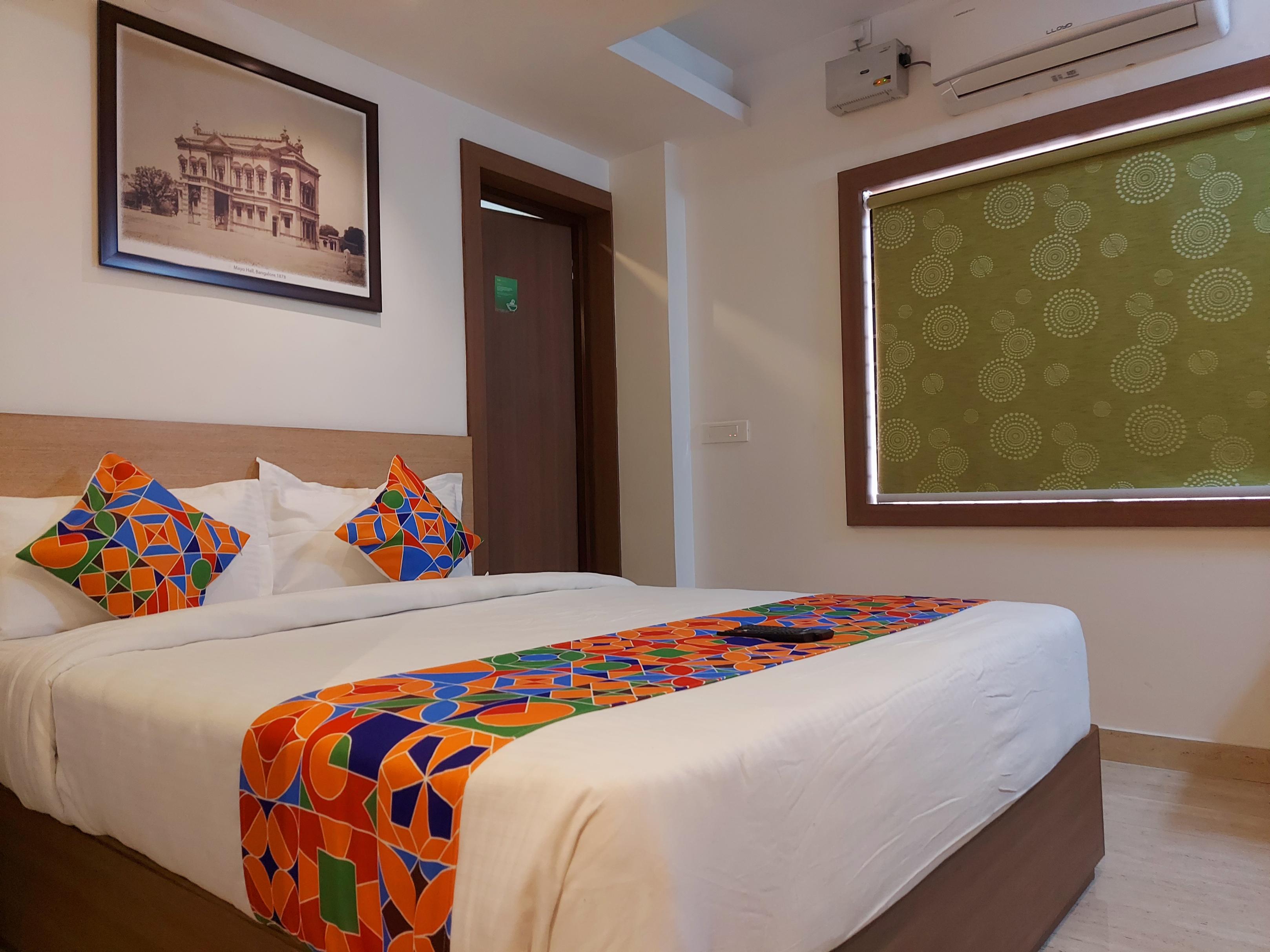 Capital suites Room Type - Deluxe Double Room