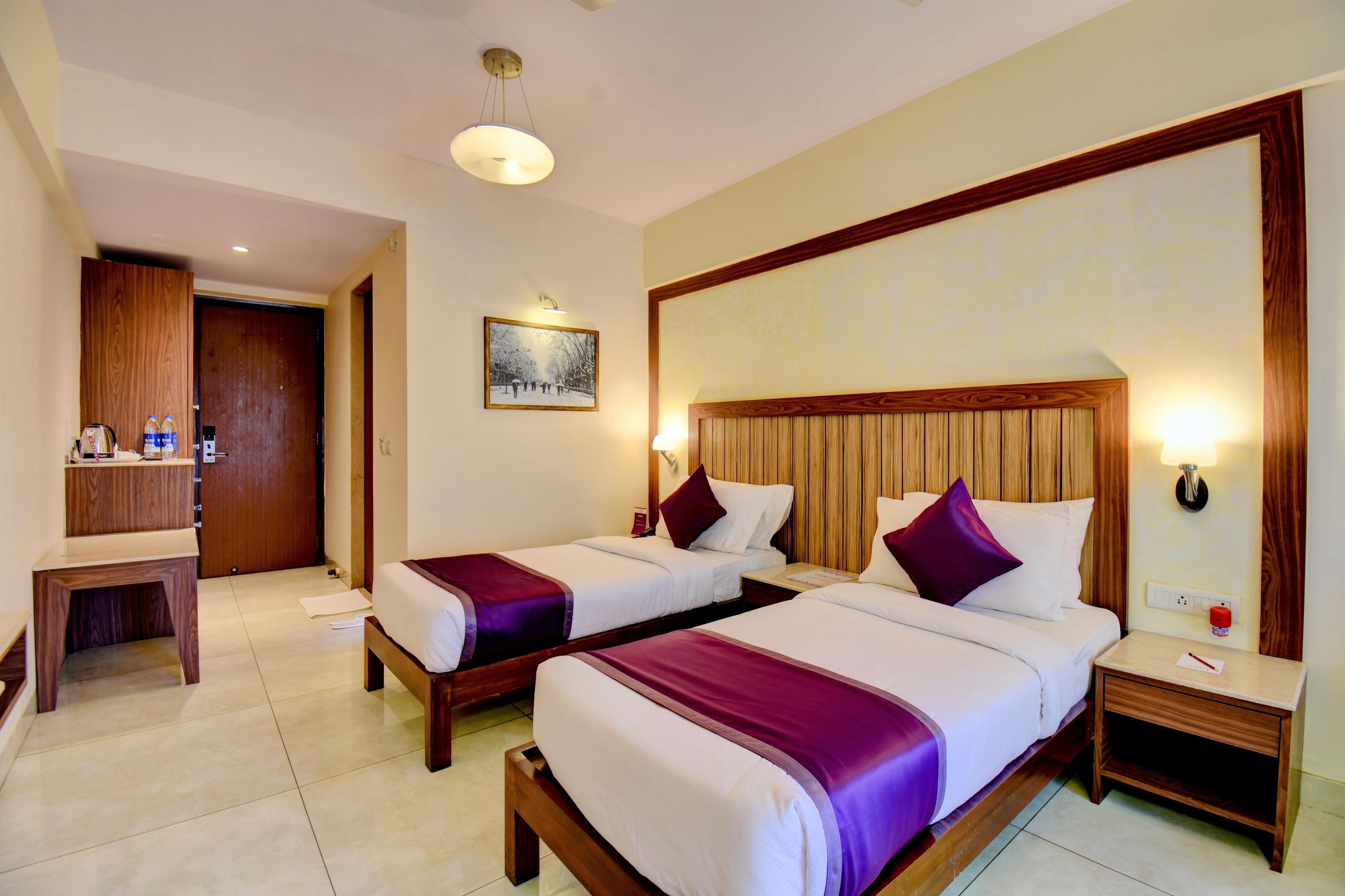 VITS Lonavala Room Type - Deluxe Twin Room