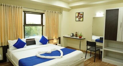Silver Cloud Hotel Room Type - Deluxe Room