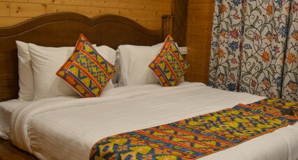 Hotel Royale Comfort Pahalgam Room Type - Deluxe Room