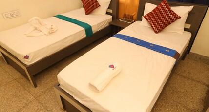 LA Smart Stays Room Type - Budget Double or Twin Room