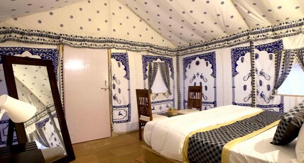 Desert Drop Resort With Swimming Pool Room Type - Royal Swiss Tent Desert Drop Resort With Swimming Pool Room Type - Royal Swiss Tent
