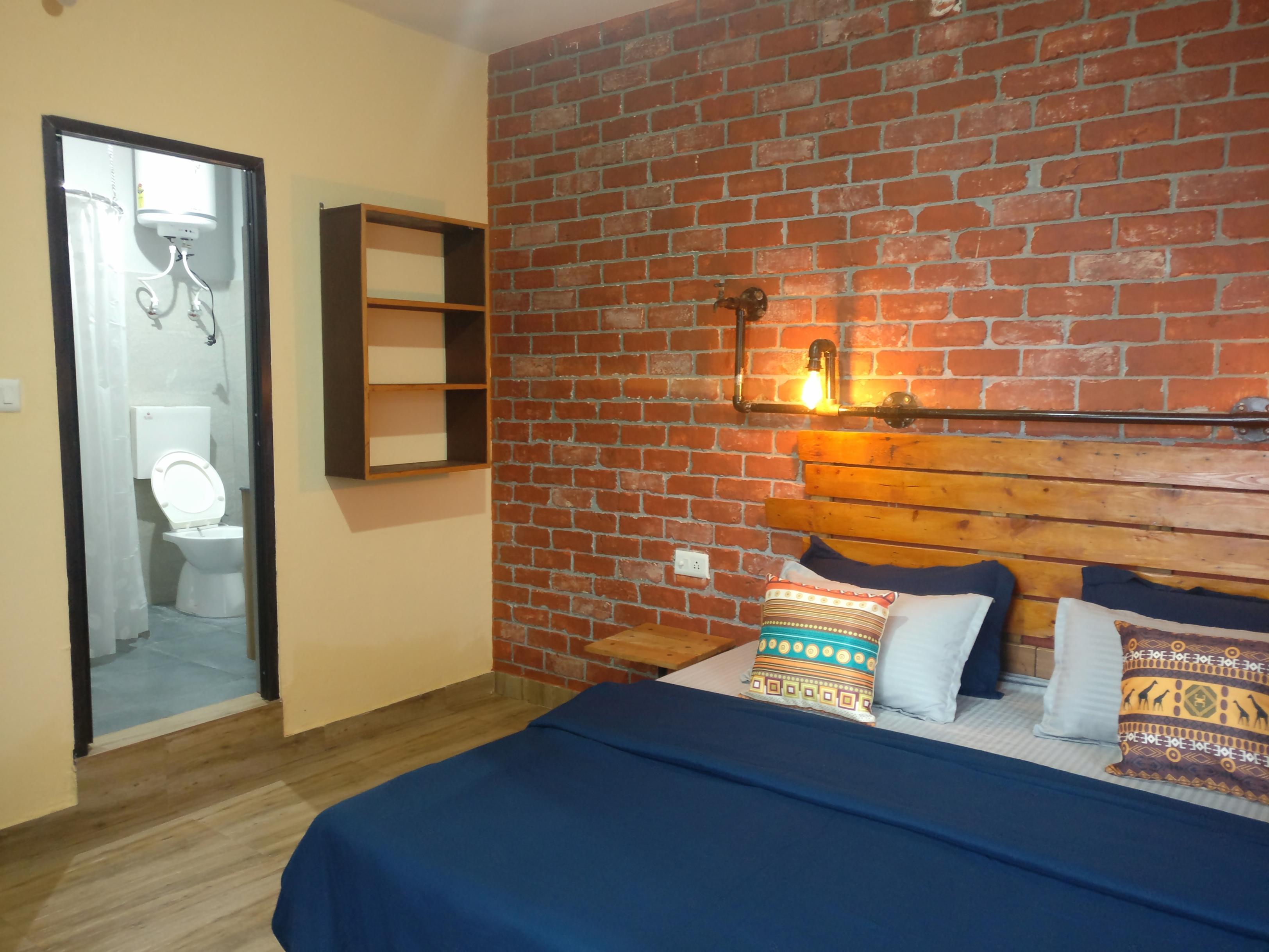 white rabbit guest house Room Type - Deluxe Double with view