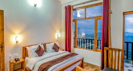 Hotel LA Riqueza Kanatal Room Type - Deluxe Room With Balcony - Mountain View