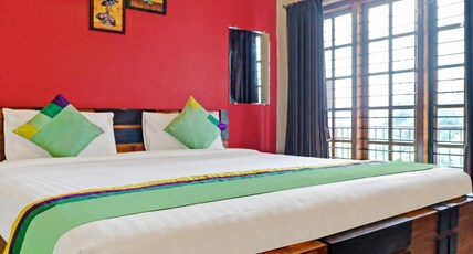 Treebo Avyukta Stay, 1.5 Km To Madikeri Fort Room Type - Standard Room