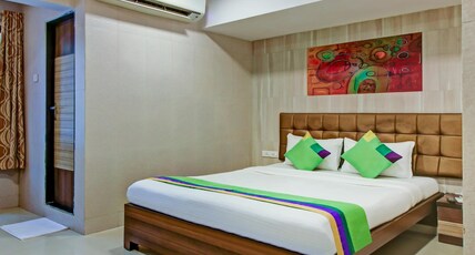 Treebo Lake Bloom Powai Room Type - Standard Room