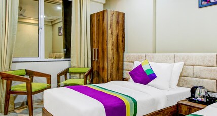 Treebo The Pavilion, Railway Station Room Type - Standard Room With City View