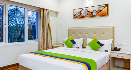 Treebo Galaxy Suites Mathikere Room Type - Deluxe Room