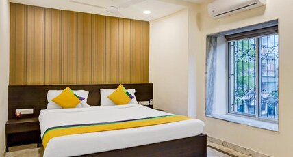 Itsy Hotels Neeranand Plaza, Bhawanipur Room Type - Standard Room