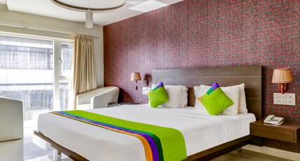 Treebo Orchid, 2.5 Kms To Mahatma Gandhi Park Room Type - Standard Room