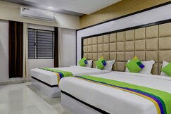 Treebo Sahara Suites, 750 M From St. John's Medical College And Hospital