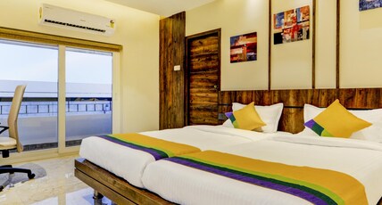 Itsy Hotels Mirra Room Type - Deluxe Room