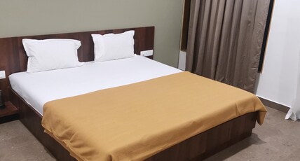 Athang Staycation Room Type - Luxurious Studio