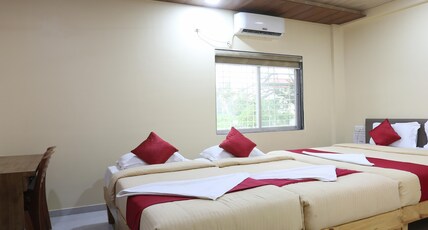 Hotel Durva Palace Room Type - Quadrauple