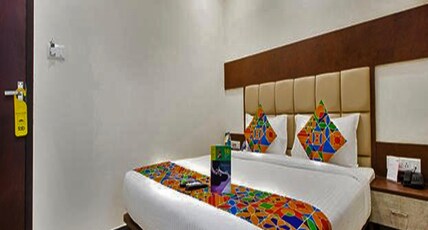 FabHotel Crown Suites - Nr. Sony Signals Room Type - Premium Room