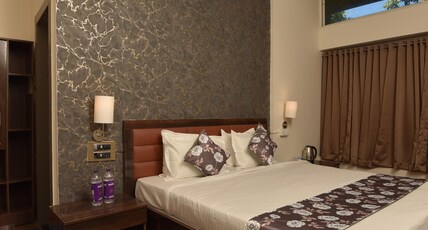 Dwarkadhish Palm Valley(Pure Veg),Mahabaleshwar Room Type - Deluxe Room Dwarkadhish Palm Valley(Pure Veg),Mahabaleshwar Room Type - Deluxe Room