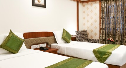 Treebo Premium Akshaya Mahal Inn - Near Mysore Palace Room Type - Standard Room