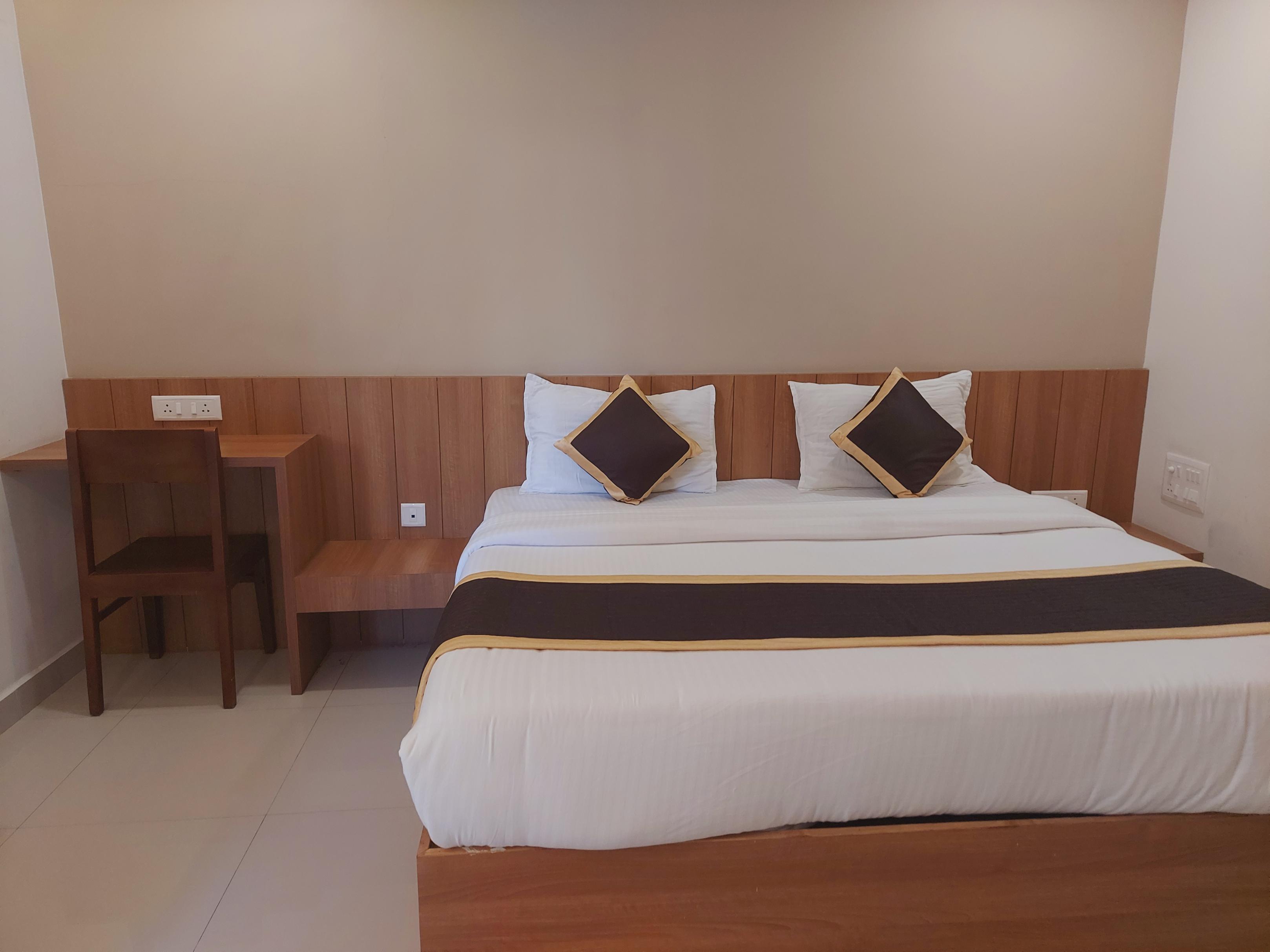 Regant hotel Room Type - STANDARD AC