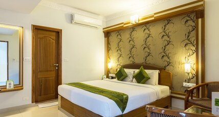Treebo Akshaya Lalbagh Inn Room Type - Standard Room