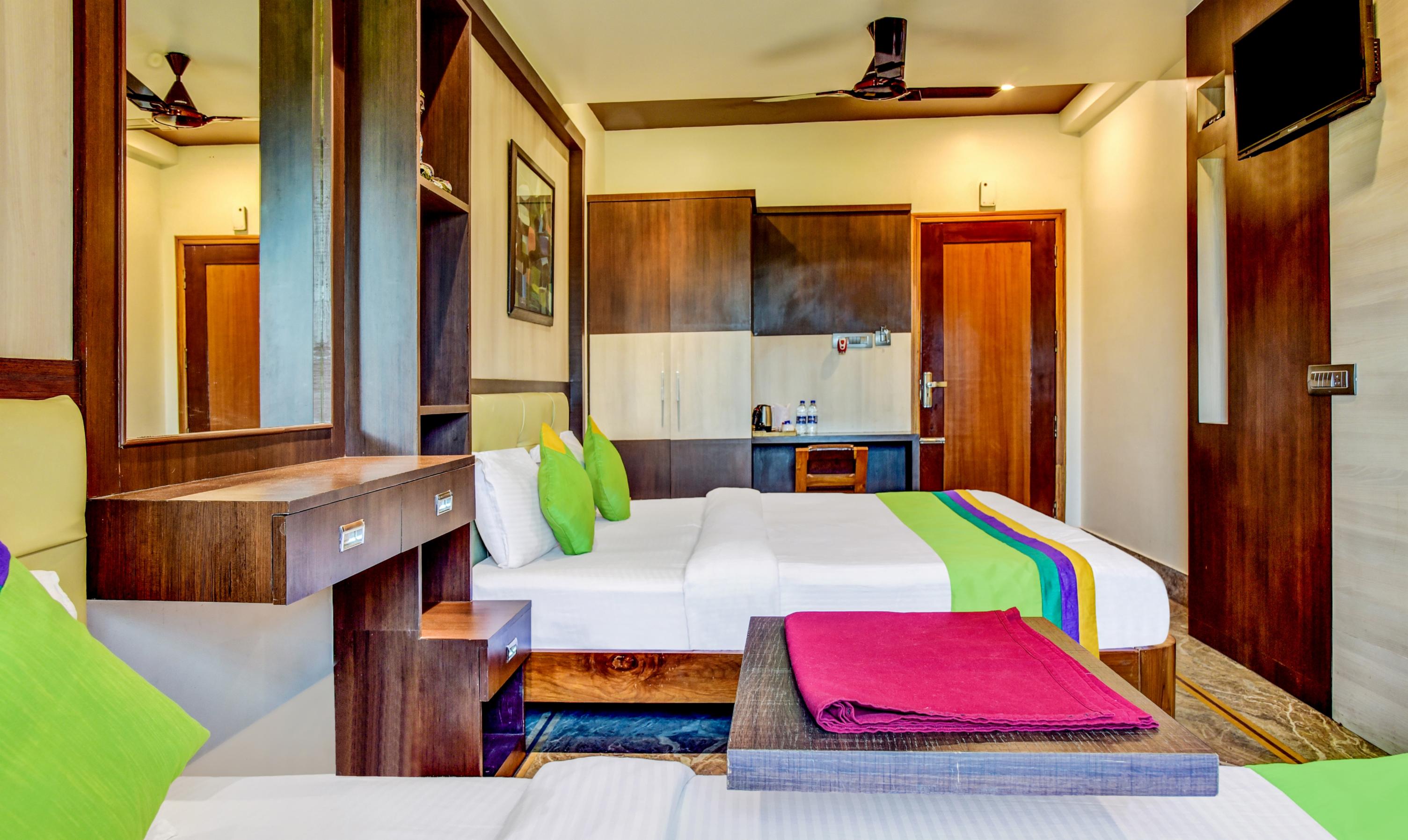 Itsy Hotels The Villa Retreat - Tap to explore photos
