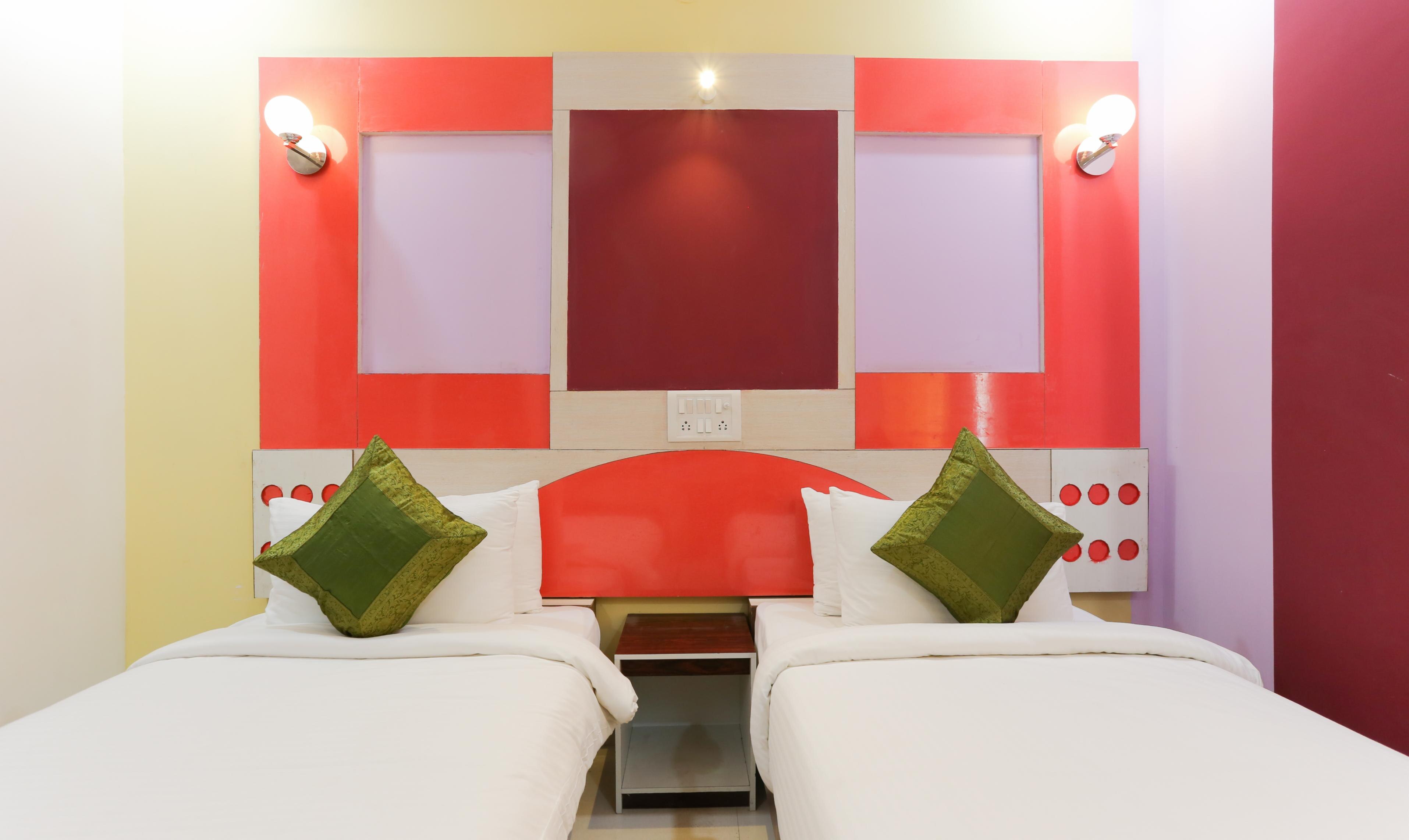 Itsy Hotels Worldtree Bellandur - Tap to explore photos