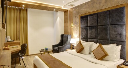 Hotel Town Pallace Patel Nagar Delhi Room Type - Oak Room Hotel Town Pallace Patel Nagar Delhi Room Type - Oak Room