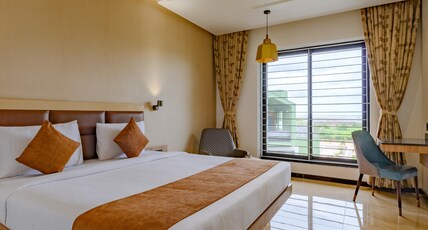 Pearl by Priyadarshini Room Type - Suite Room