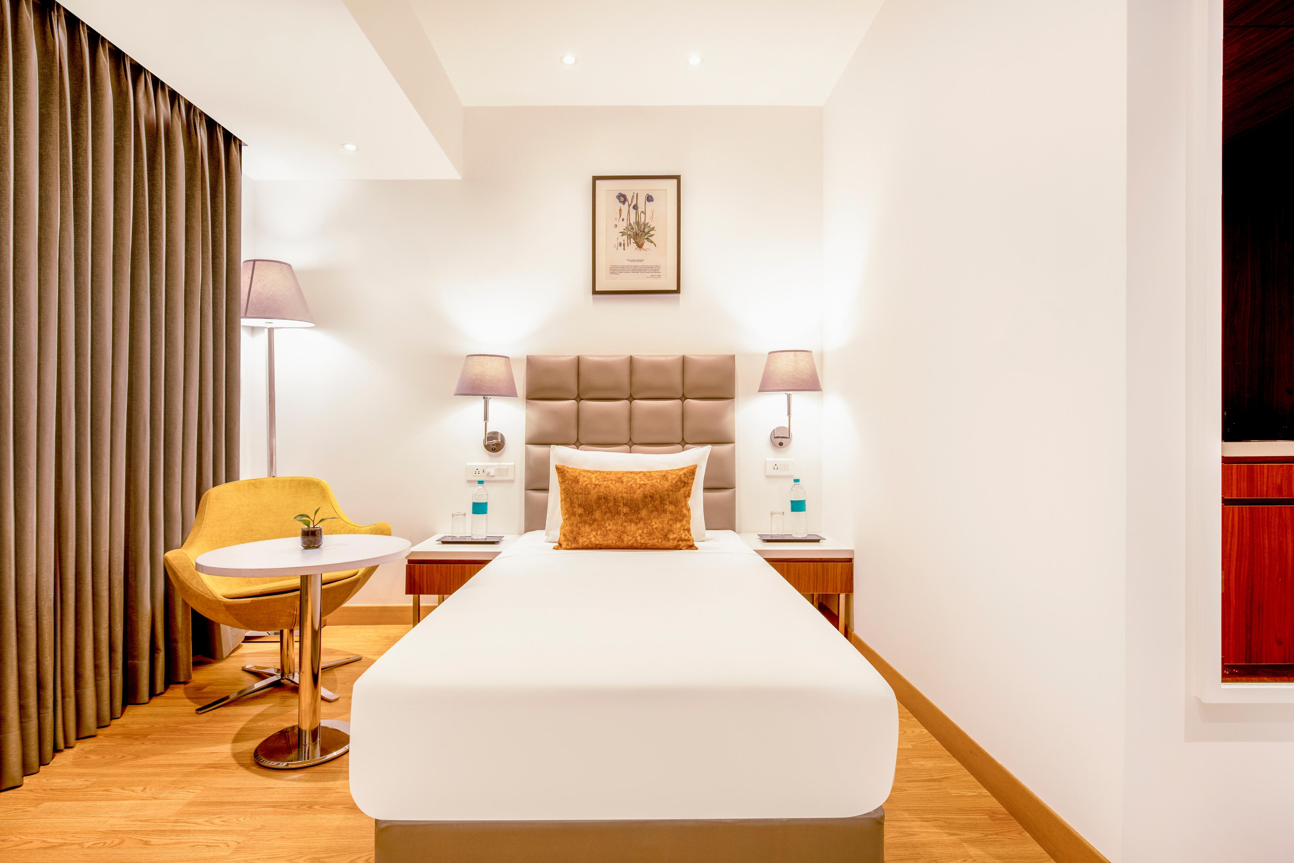 Hotel Aketa Rajpur Road Dehradun - Tap to explore photos