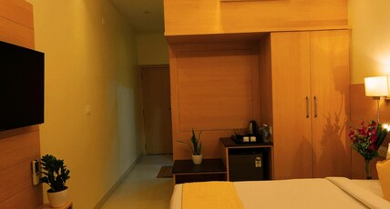 Grand Regency Rajajinagar, Iskcon Temple - WTC Room Type - Deluxe Room