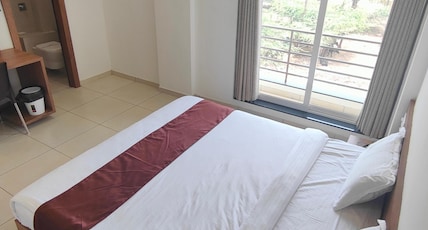 HOTEL REVIVE Room Type - Deluxe Double Bed AC Room HOTEL REVIVE Room Type - Deluxe Double Bed AC Room