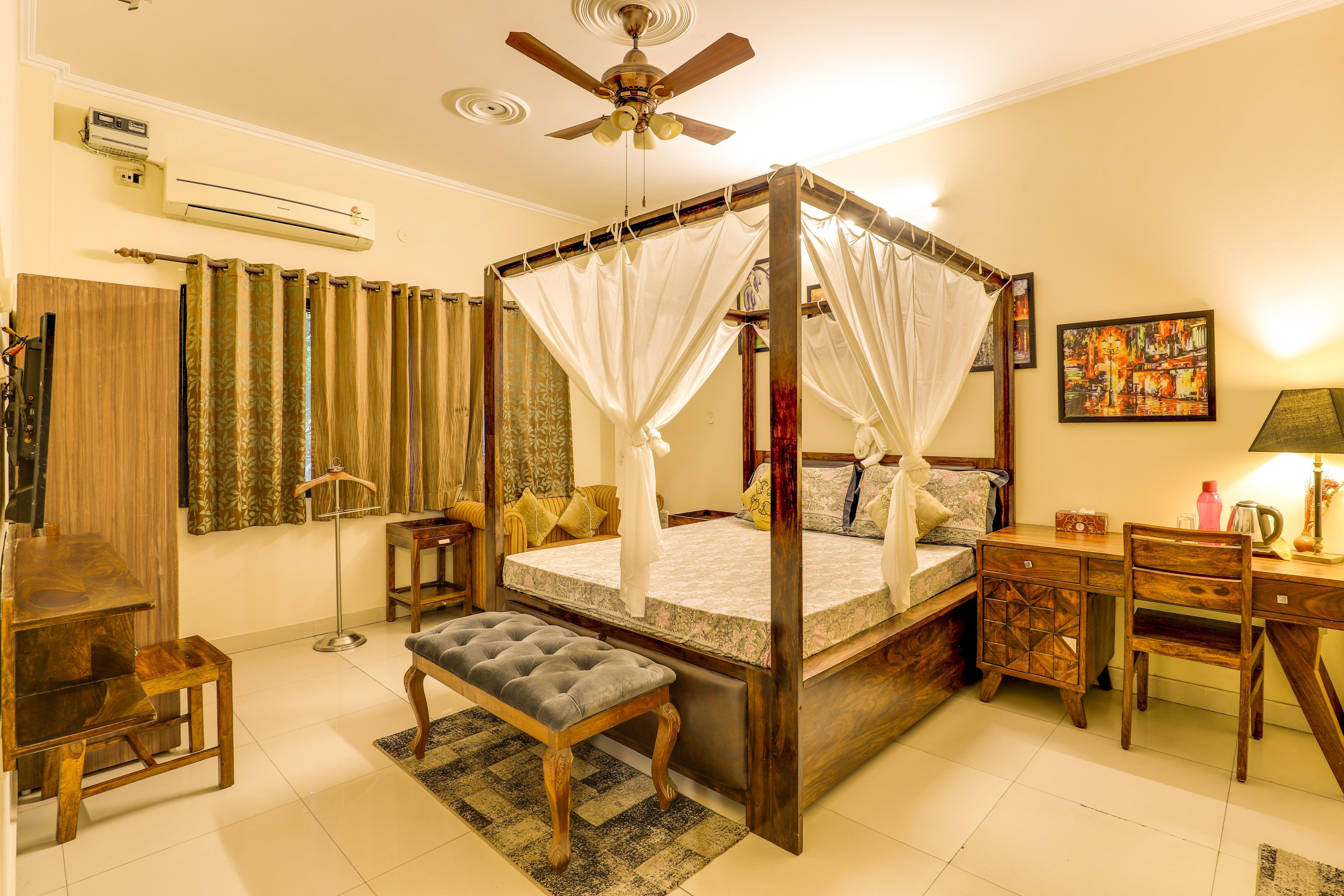 House of Comfort Noida - Tap to explore photos