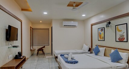 Hotel Sai Inn, Statue of Unity Room Type - AC PREMIUM ROOM Hotel Sai Inn, Statue of Unity Room Type - AC PREMIUM ROOM