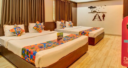 FabHotel Bee Town - AB Road Room Type - Family Room
