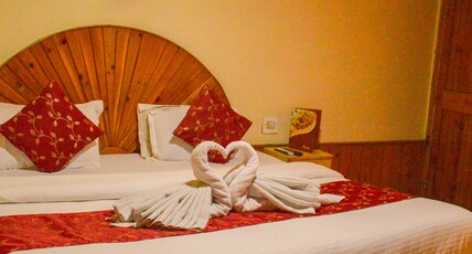 Hotel Pine Grove Room Type - Family Room Triple Bedded