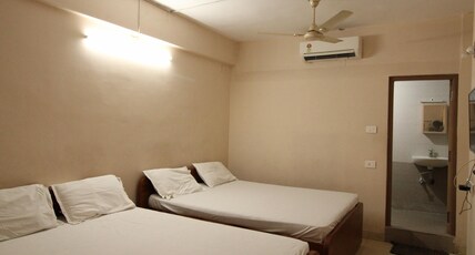 SIBI LODGE Room Type - Family Room - AC