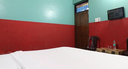 Capital O Honey Hotel Room Type - Classic