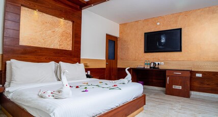 La Four Seasons - A Luxury Resort Room Type - Tulip - Super Deluxe Villa