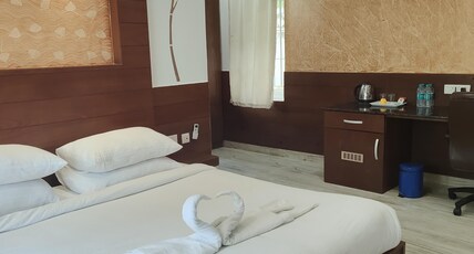 La Four Seasons - A Luxury Resort Room Type - Orchid Villa 1 A - Single bed room only
