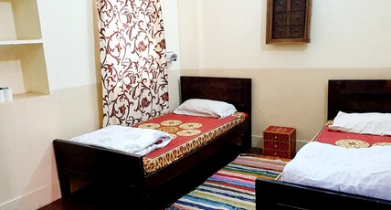 Durag Niwas Guesthouse Room Type - Deluxe AC Room