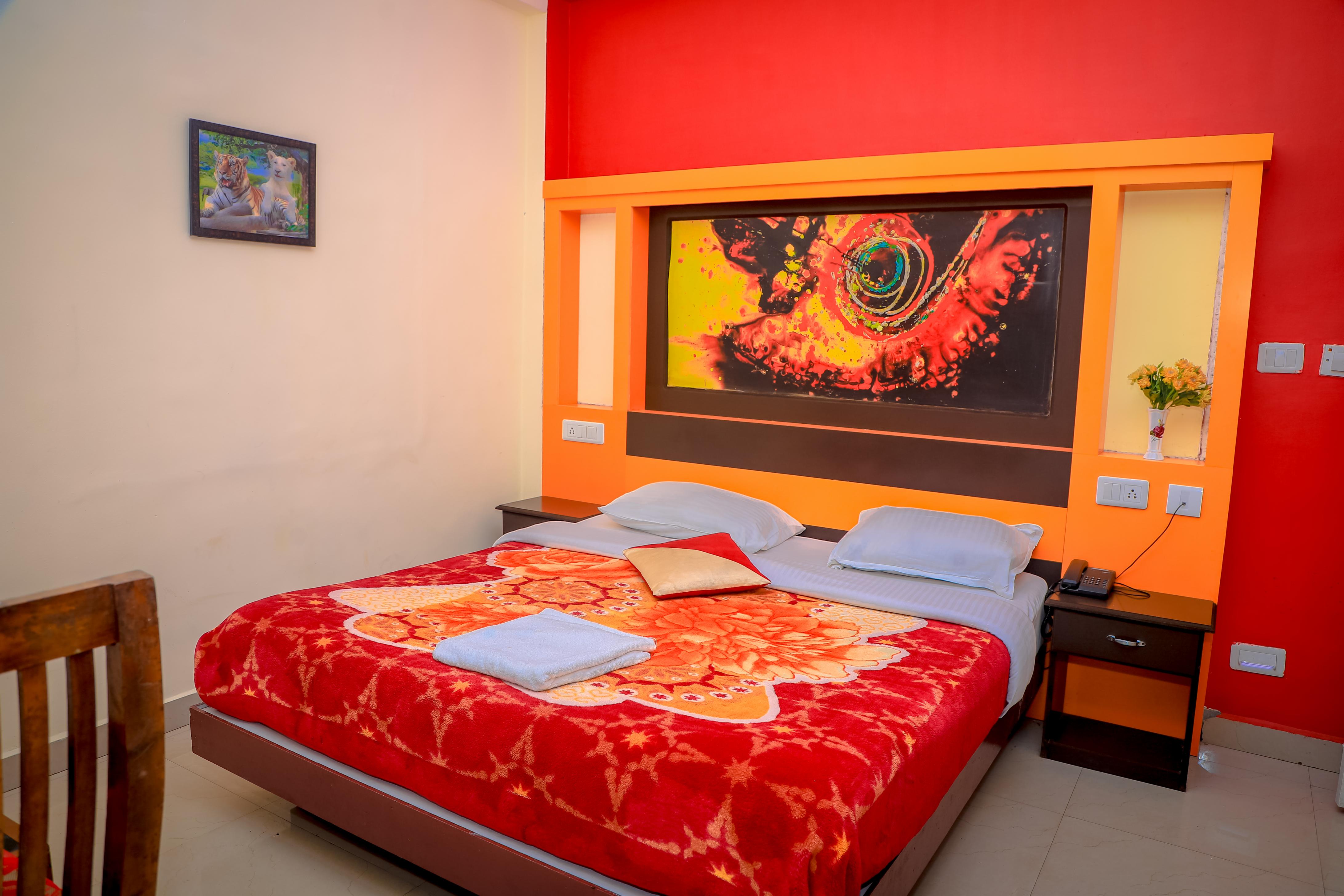Munnar Days Room Type - Deluxe Double Room