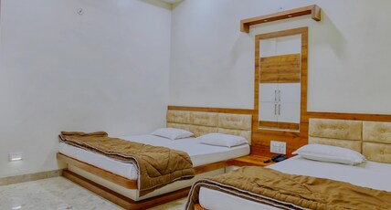 Hotel Manyavar Palace Room Type - Four Bed AC Room
