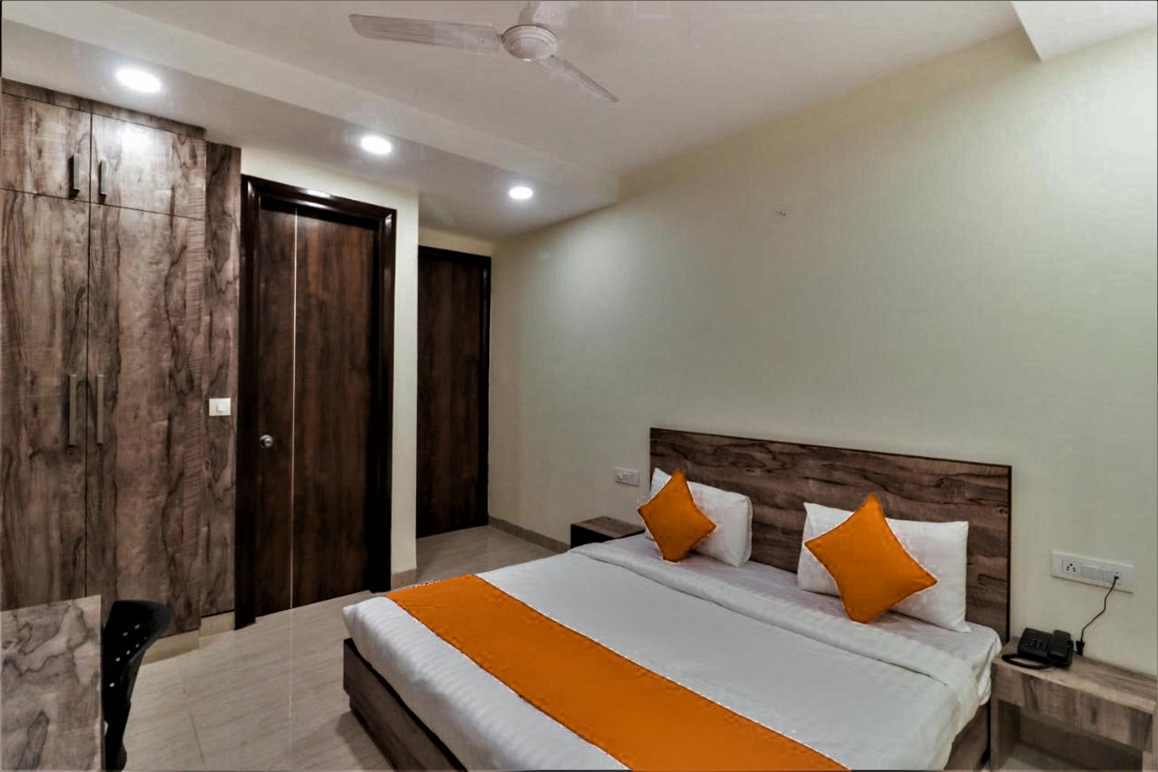 FabHotel Comfort Residency - Tap to explore photos