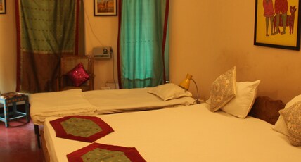 Cozy Inn Homestay | Near Kashi Vishwanath Room Type - Triple AC Room