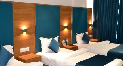 GOLDEN OASIS HOTEL Room Type - Deluxe Triple (Price is for 3 adults)