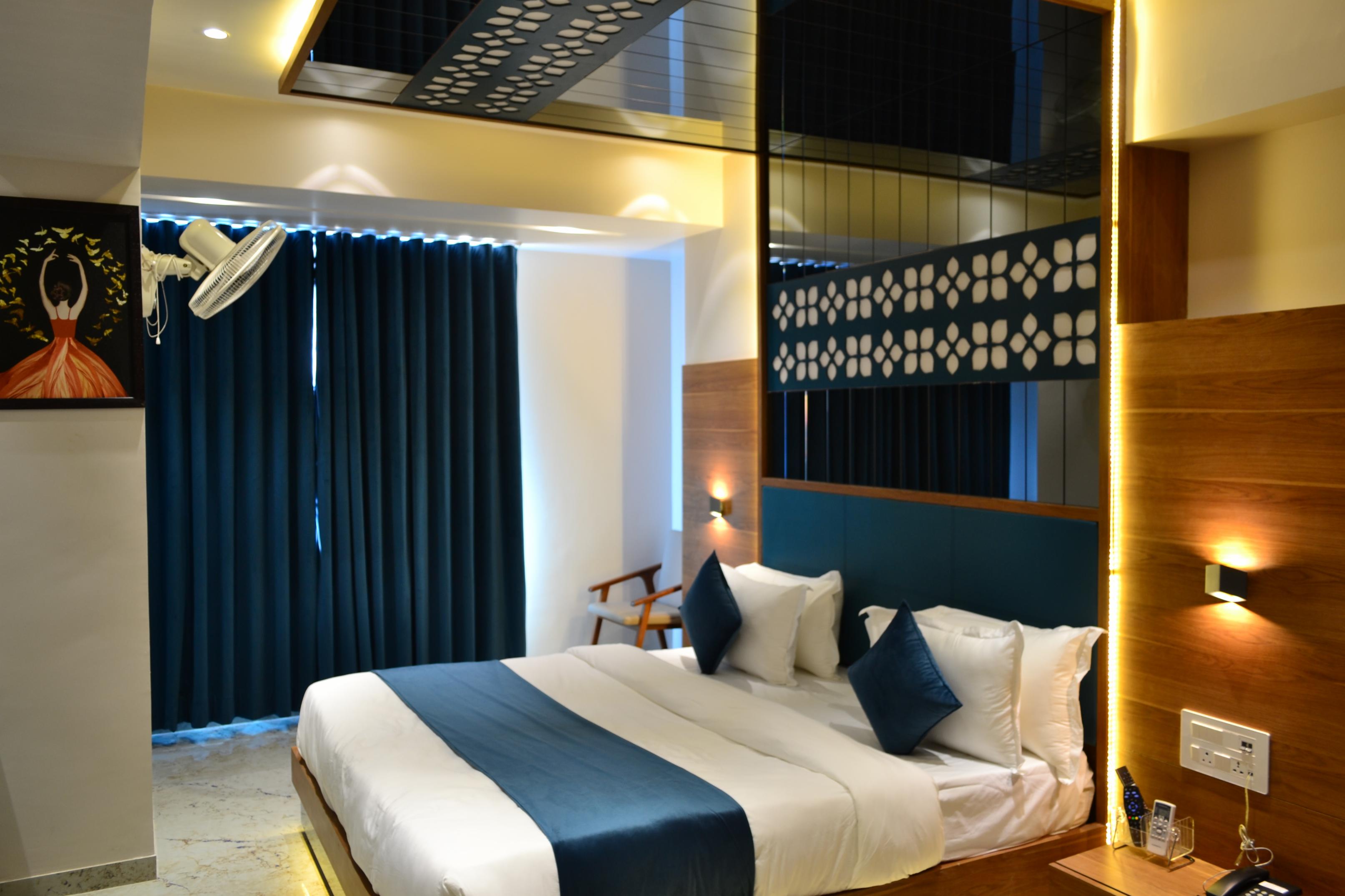 GOLDEN OASIS HOTEL Room Type - Suite Room