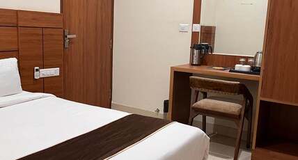 The Knight's Inn Room Type - Deluxe room