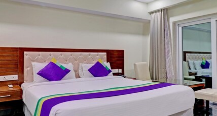 Treebo Premium Pearl Avenue Banquets And Lawn Room Type - Standard Room With Forest View