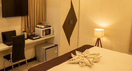 Seasons Suites JP Nagar Room Type - Luxury Room with Balcony