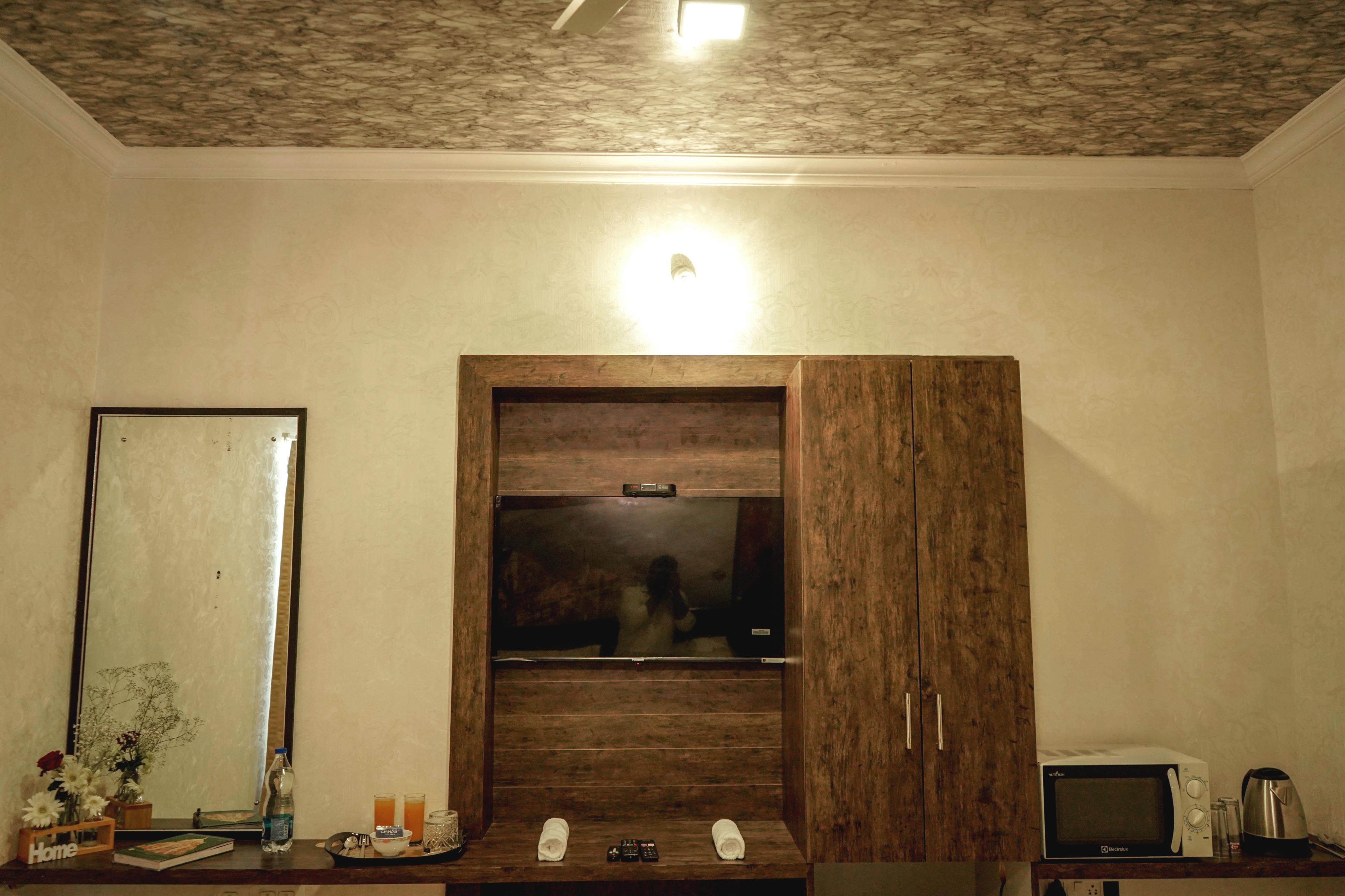 Seasons Suites JP Nagar - Tap to explore photos