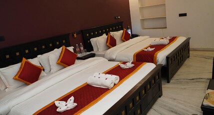 BHANWAR HAVELI Room Type - Family Room
